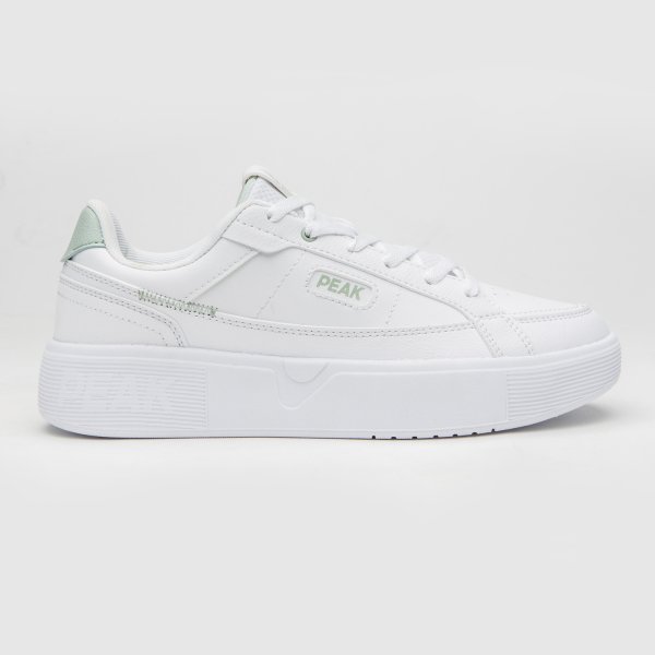 Кросівки повсякденні жіночі